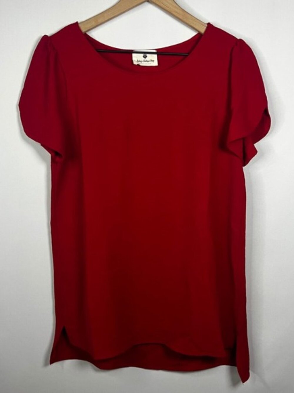 Betsy's Boutique Shop Top Women M/L Chest 38" Red Short Sleeve Knit‎ Blouse